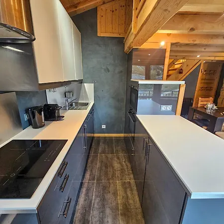 Apartment Duplex En Bois Aux Menuires, 3 Chambres, Parking, 6 Pers - Fr-1-452-392
